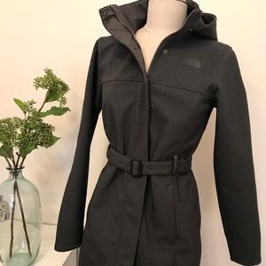 THE NORTH FACE Women’s Apex Bionic Trench Gray S